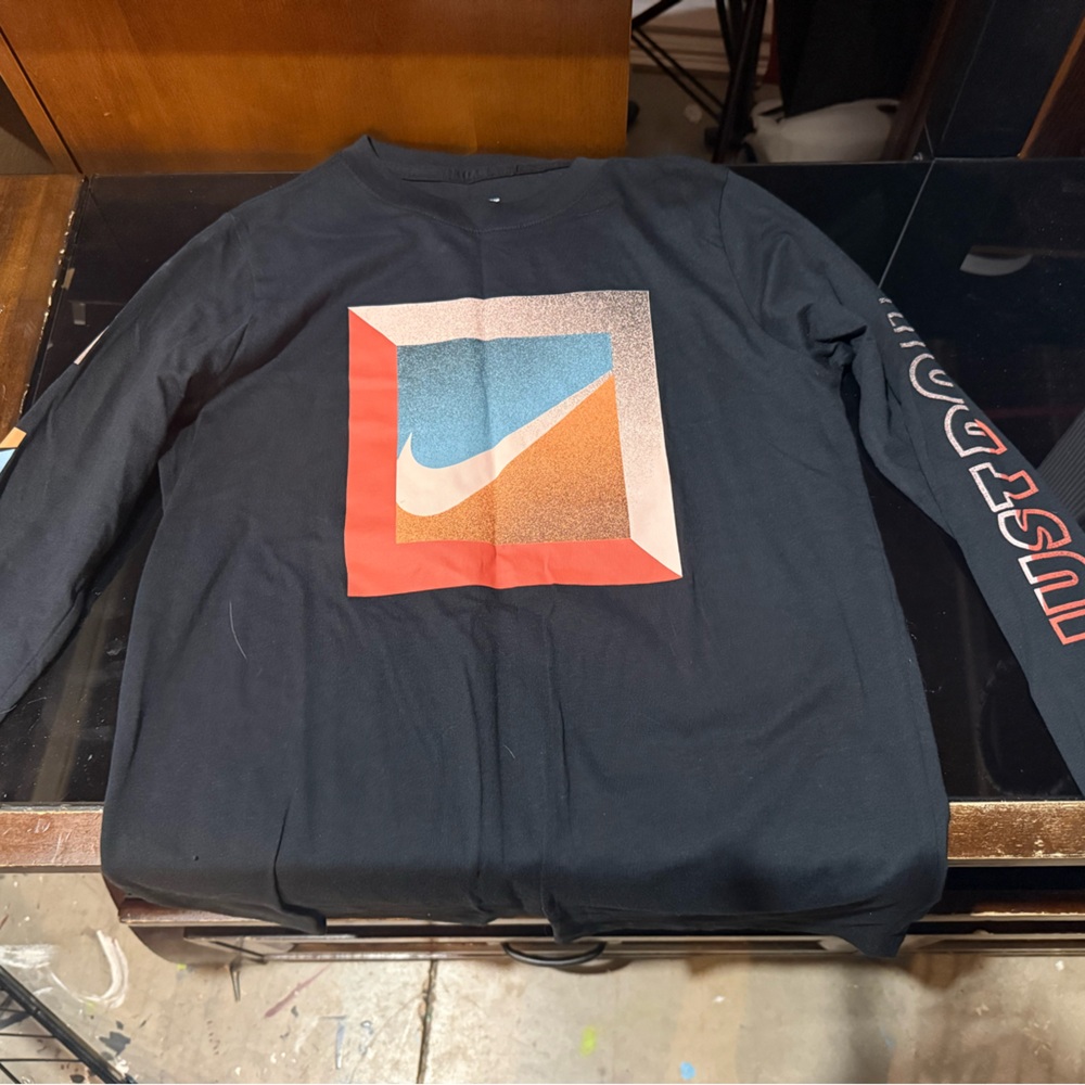 Nike Black Graphic Long Sleeve Shirt